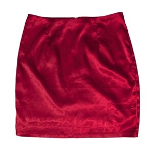 Windsor Scarlet Satin Mini Skirt Size Small